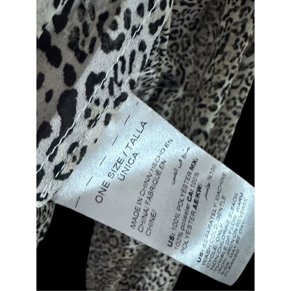 GREAT CONDITION WOMEN CHICOS WRINKLE RESISTANT ANIMAL LEOPARD BLOUSE TAN GRAY BL - Picture 10 of 13
